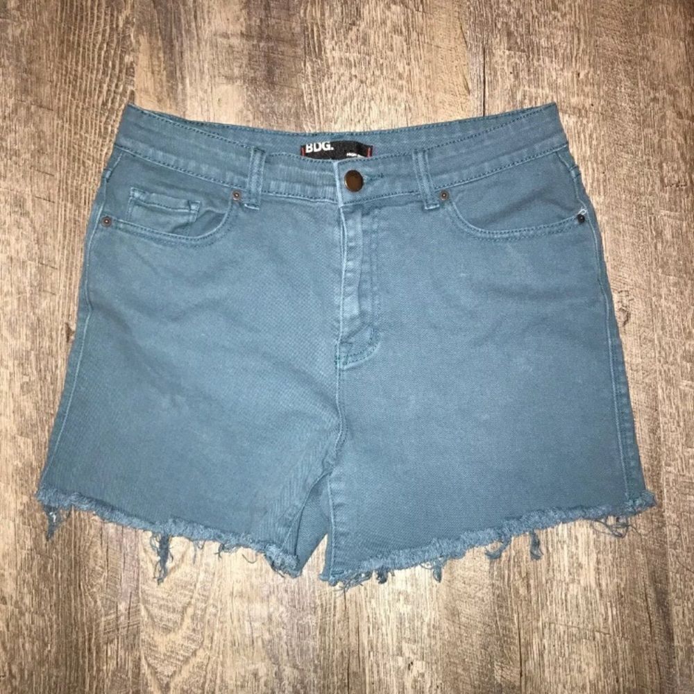 BDG High-rise Shorts- 32